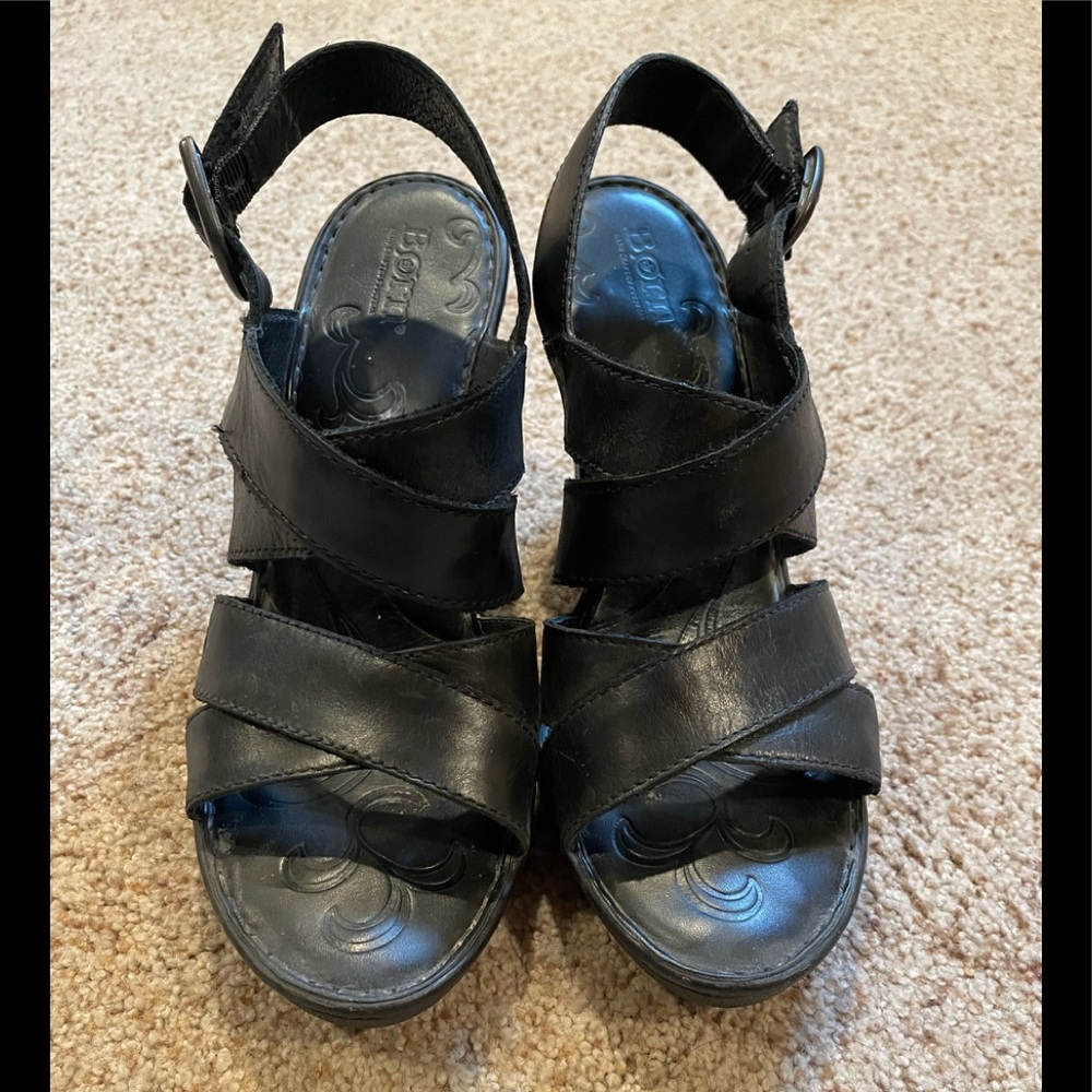 Born Sandal